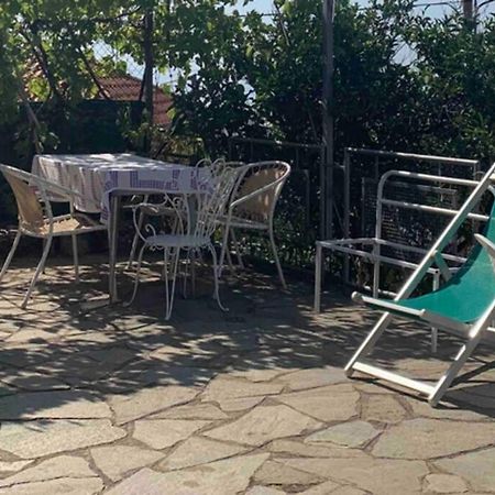 ボルジョ・ヴェレッツィAlloggio Privato A 5 Min Dal Mareアパートメント エクステリア 写真